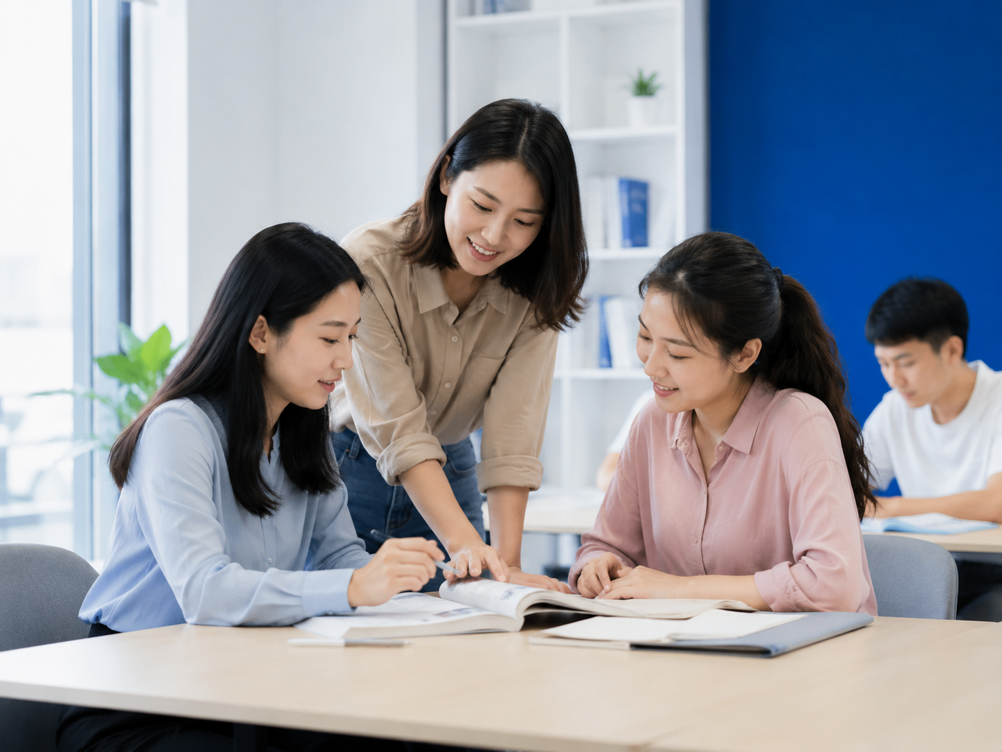 Đội ngũ giáo viên Tiếng Trung Hero